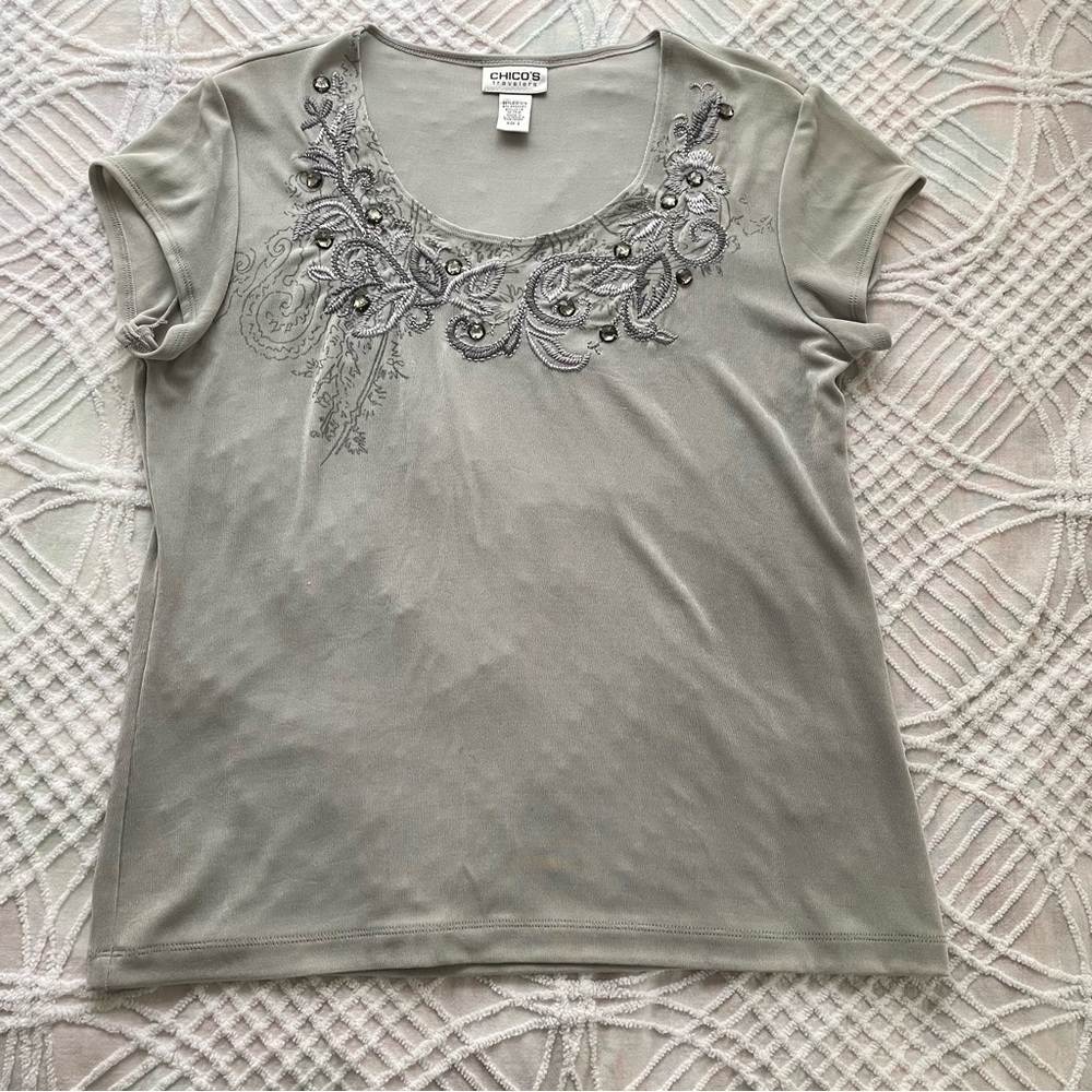 Chico’s Travelers Short Sleeve Top Size 2 (Standard Size 12) Silver Embellished